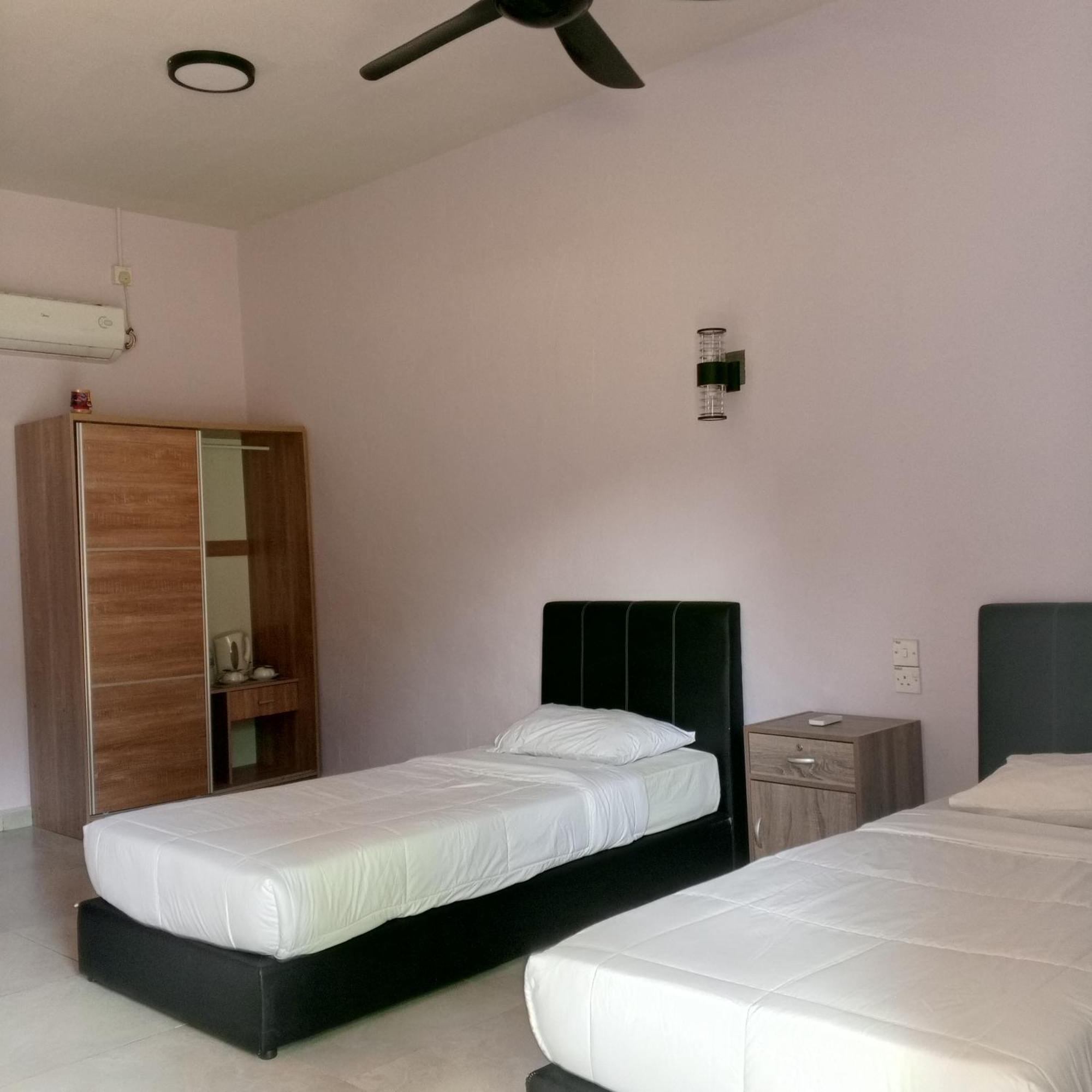 Sukau Tomanggong View Bed & Breakfast Habitación foto